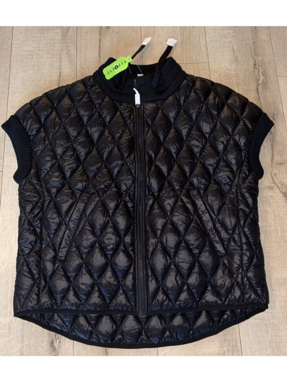 NWT Martha Stewart  Down Puffer Jacket Vest Black Quilted Size Medium NWT